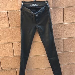 AE blk Coated stretch jegging size 2 leather look